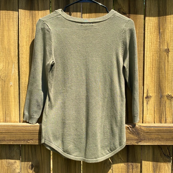 Lety & Me | Vita Cross Detail Pullover | XS | Olive - Picture 4 of 5
